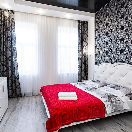Однокомнатная Форум-Центр Apartment ลวีฟ ภายนอก รูปภาพ