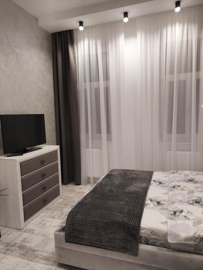 Однокомнатная Форум-Центр Apartment ลวีฟ ภายนอก รูปภาพ