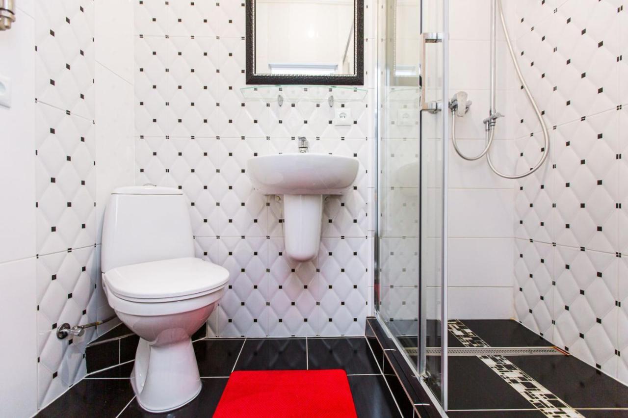 Однокомнатная Форум-Центр Apartment ลวีฟ ภายนอก รูปภาพ