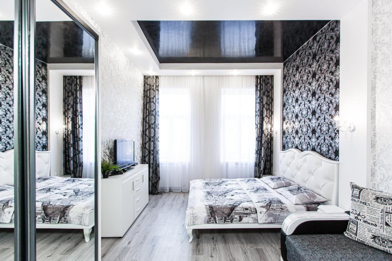 Однокомнатная Форум-Центр Apartment ลวีฟ ภายนอก รูปภาพ