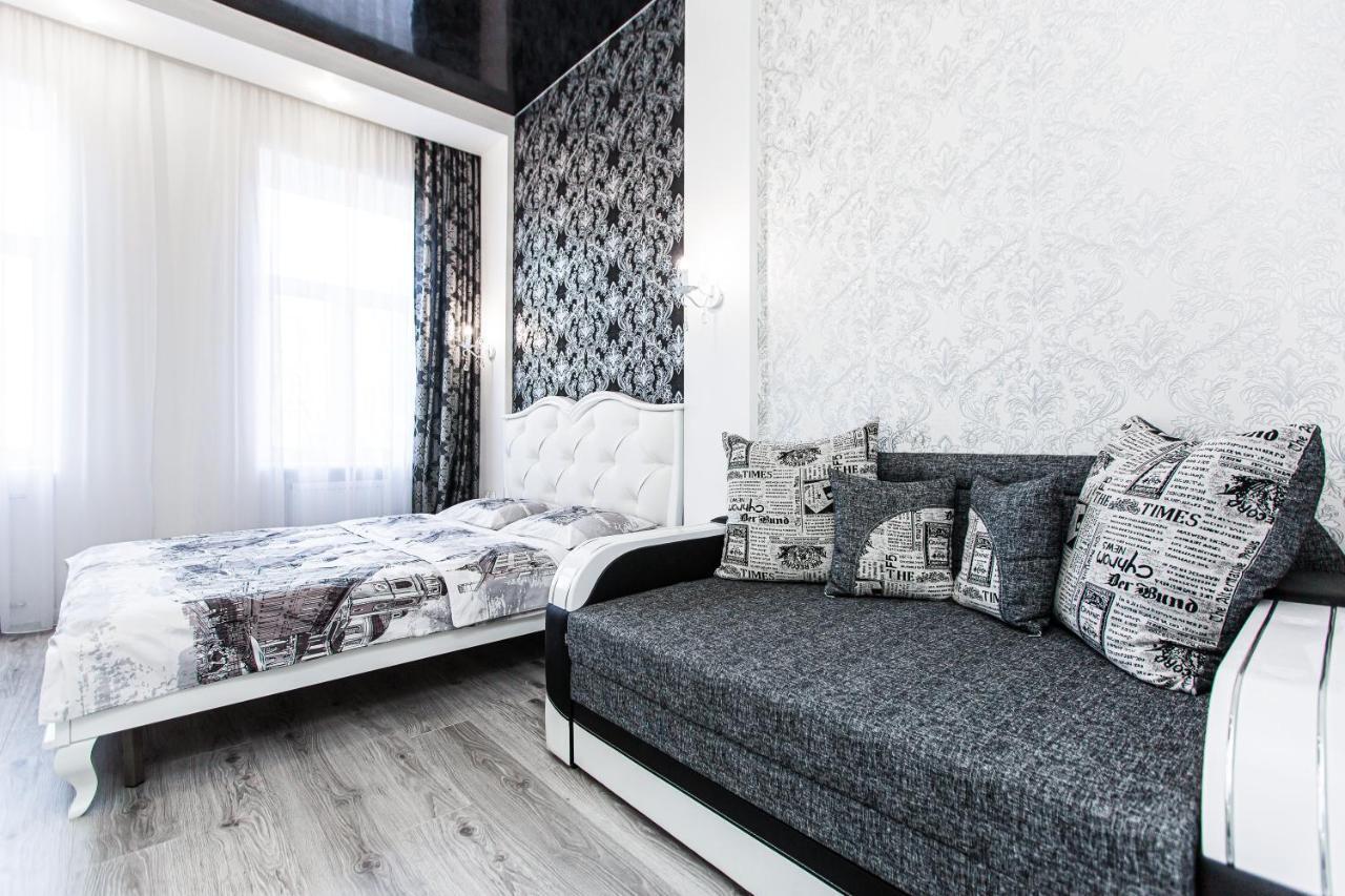 Однокомнатная Форум-Центр Apartment ลวีฟ ภายนอก รูปภาพ